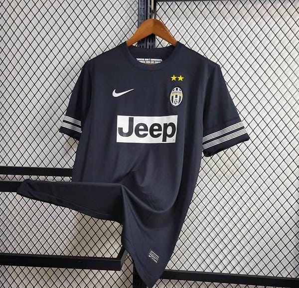 Retro 12/13 Juventus Black Away Jersey - Image 8