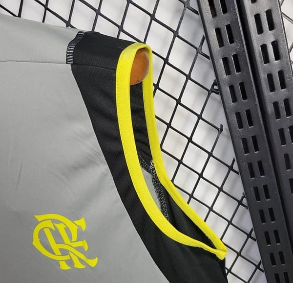24/25 Flamengo Grey Vest Training Jersey - Image 3