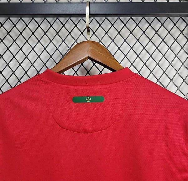 Retro 2010 Portugal Home Jersey - Image 4