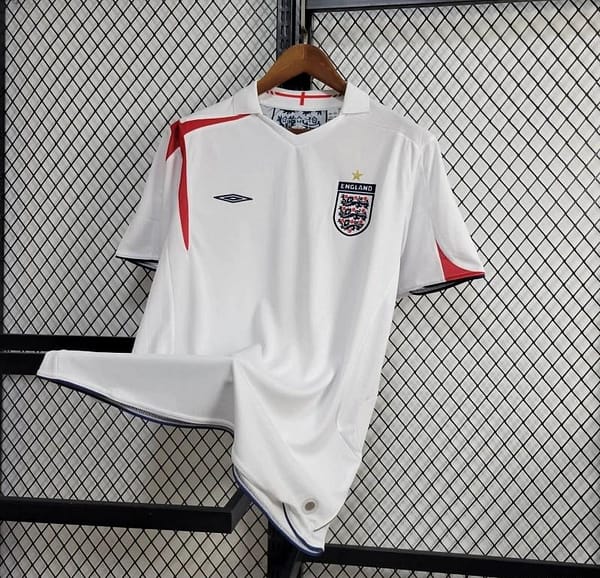 Retro 2006 England Home Jersey - Image 2