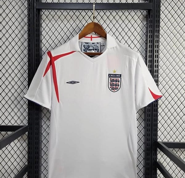 Retro 2006 England Home Jersey - Image 7