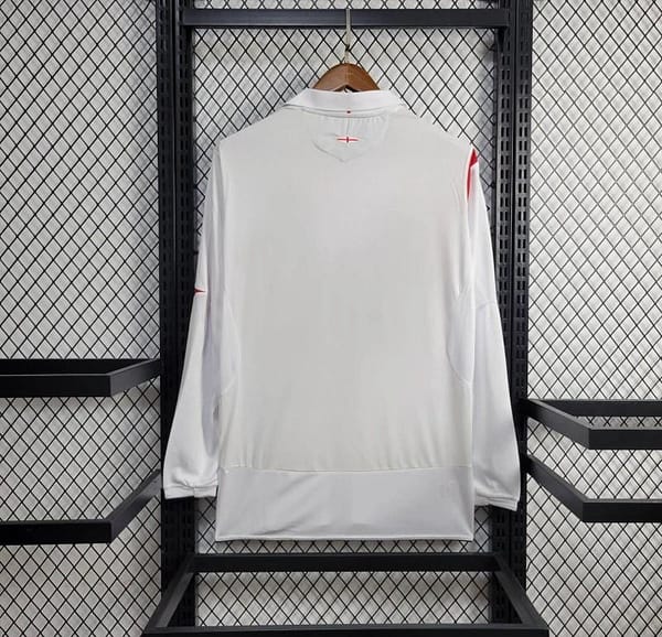 Retro 2006 England Home Long Sleeve Jersey - Image 5