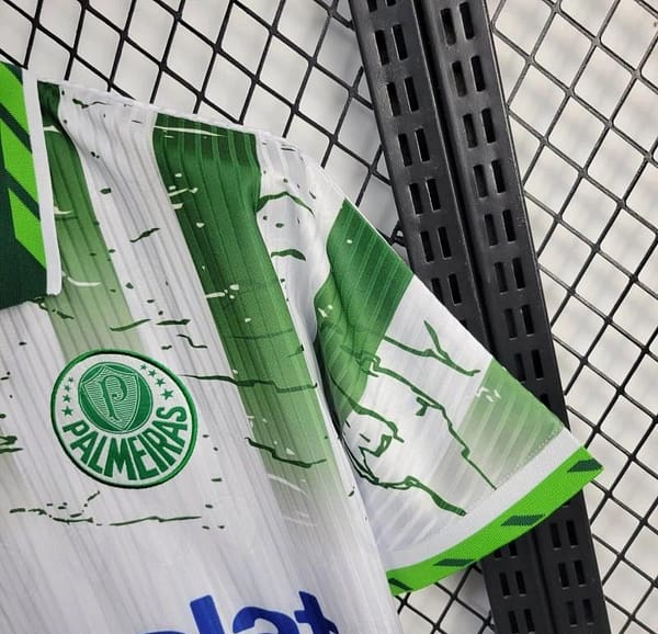 Retro 96/97 Palmeiras Away White Jersey - Image 2