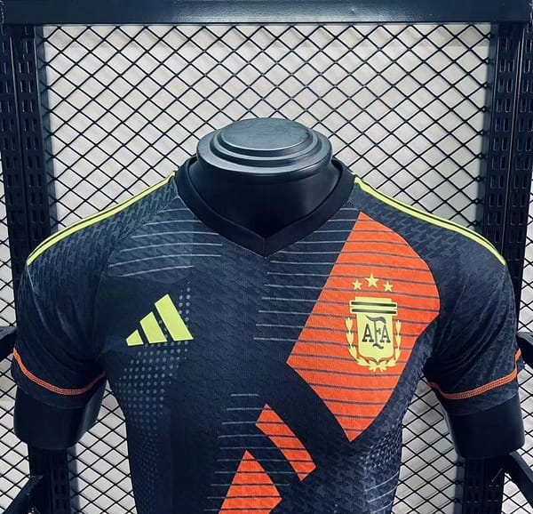 Player Version 2024 Argentina Black Goalkeeper Jersey - Image 3