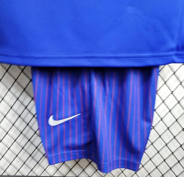 24/25 Kids France Home Jersey - Image 2