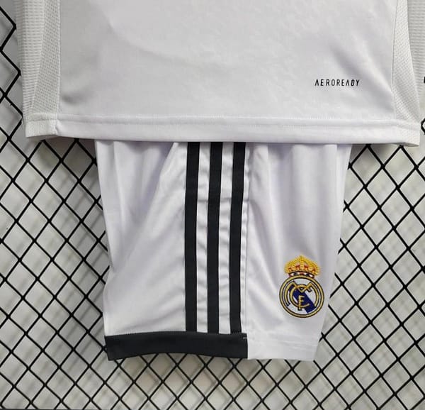 24/25 Kids Real Madrid Home Jersey - Image 4