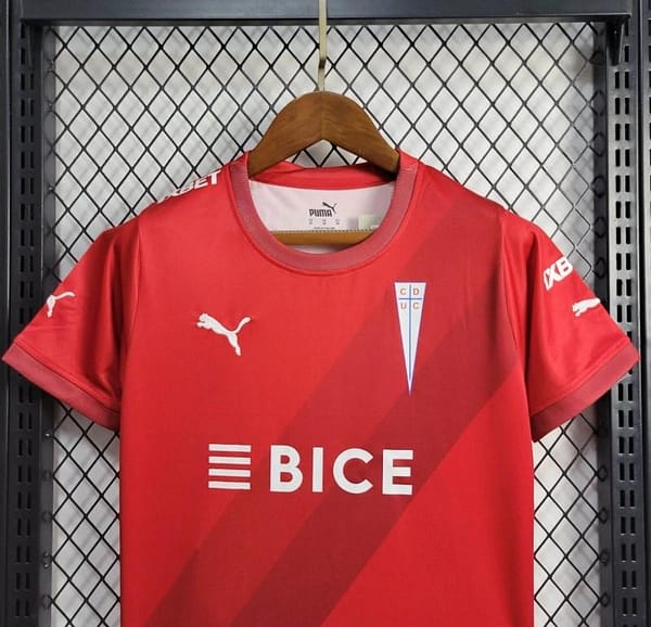 24/25 Kids Deportivo Universidad Catolica Away Red Jersey - Image 7
