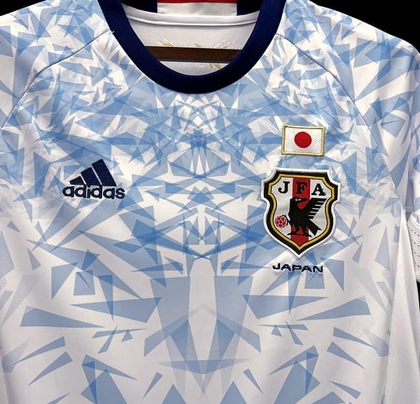 Retro  2016 Japan Dragon Ball Goku Jersey - Image 4