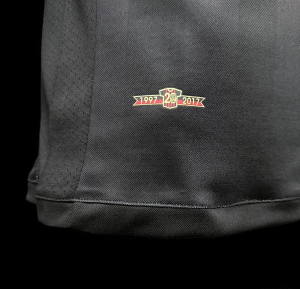 Retro 17/18 Athletico Paranaense Home Jersey - Image 3