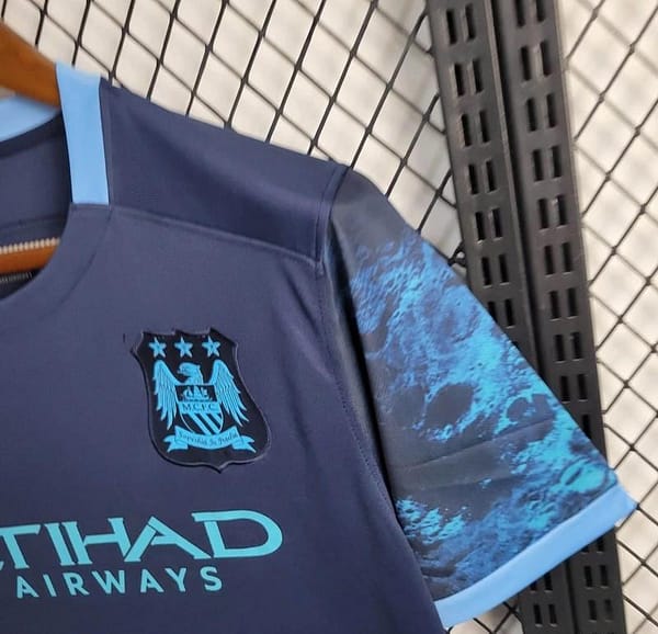 Retro 15/16 Manchester City Away Jersey - Image 5