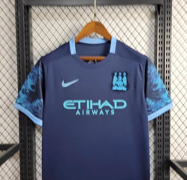 Retro 15/16 Manchester City Away Jersey - Image 9