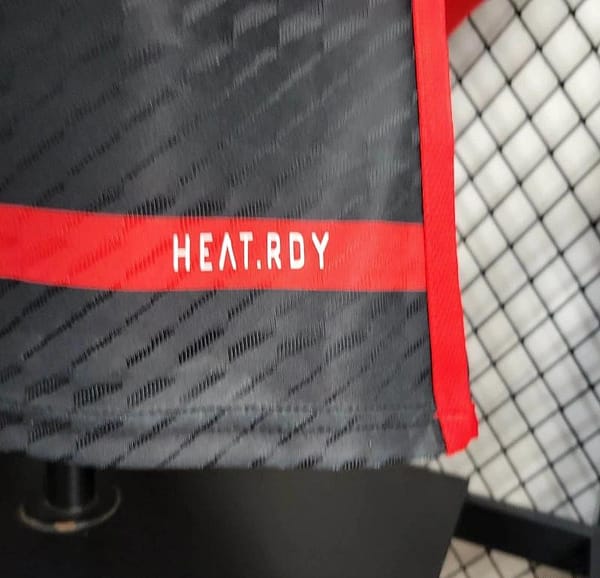 24/25 Player Flamengo Home Long Sleeve Jersey - Image 6