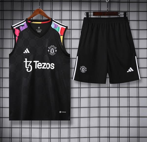 24/25 Manchester United Black Vest Jeresy+Shorts