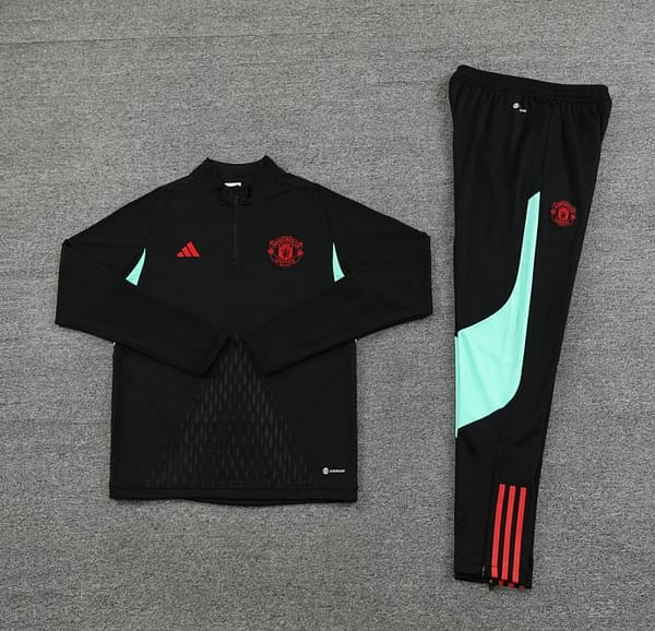 23/24 Manchester United Black Half Zipper Jacket+Pants - Image 18