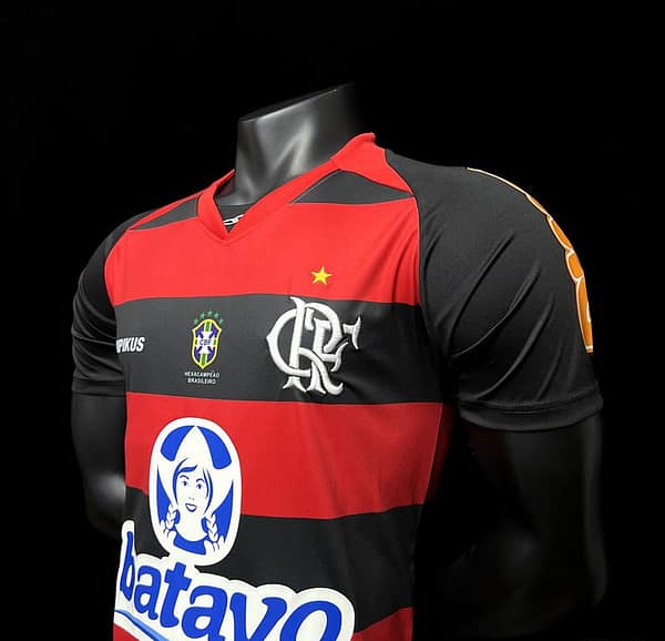 Retro 10/11 Flamengo Home Jersey - Image 4