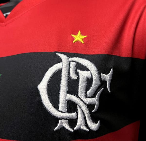 Retro 10/11 Flamengo Home Jersey - Image 7
