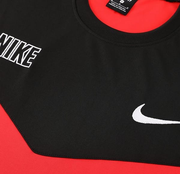 23/24 NIKE Black/Red Short Sleeve Jersey+Pants - Image 8