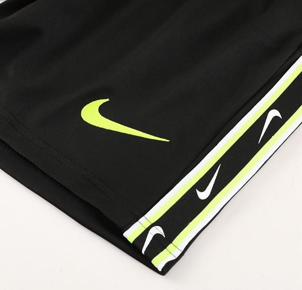 23/24 NIKE Black Short Sleeve Jersey+Pants - Image 3