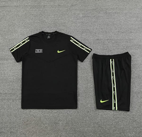 23/24 NIKE Black Short Sleeve Jersey+Pants - Image 10