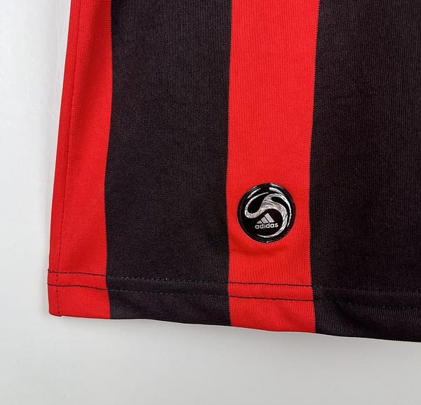 Retro 08/09 AC Milan Home Jersey - Image 5