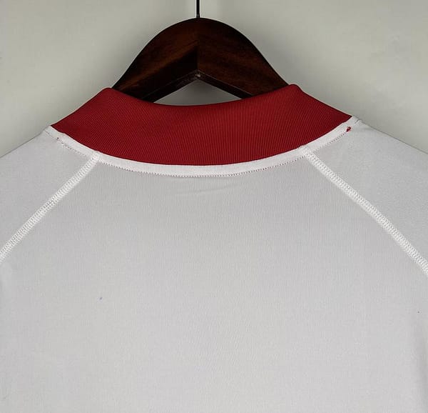 Retro 01/02 Roma Away Jersey - Image 5