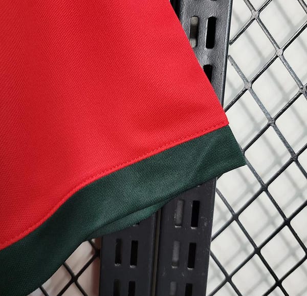 Retro 1972 Portugal Home Jersey - Image 3