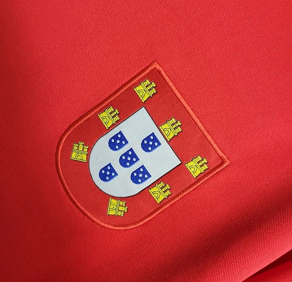 Retro 1972 Portugal Home Jersey - Image 7