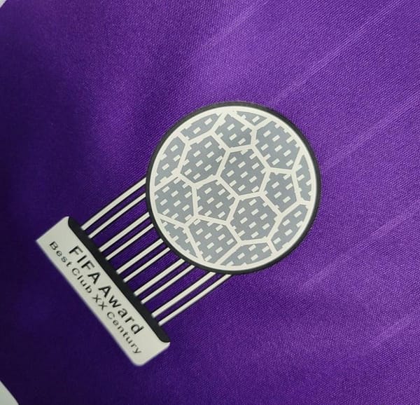 Retro 06/07 Real Madrid Third Purple Jersey - Image 4