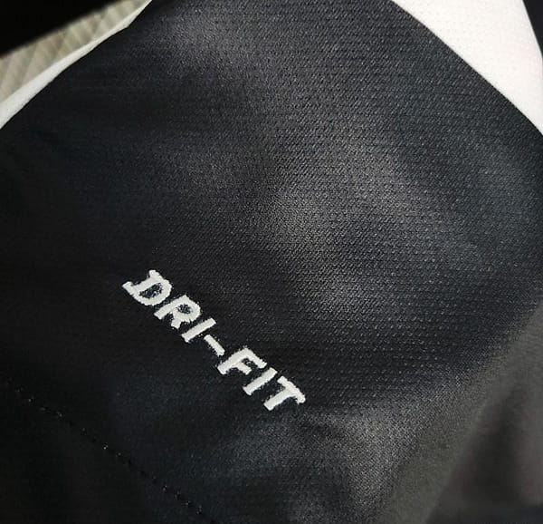 Retro 14-15 Corinthians Third Jersey - Image 8