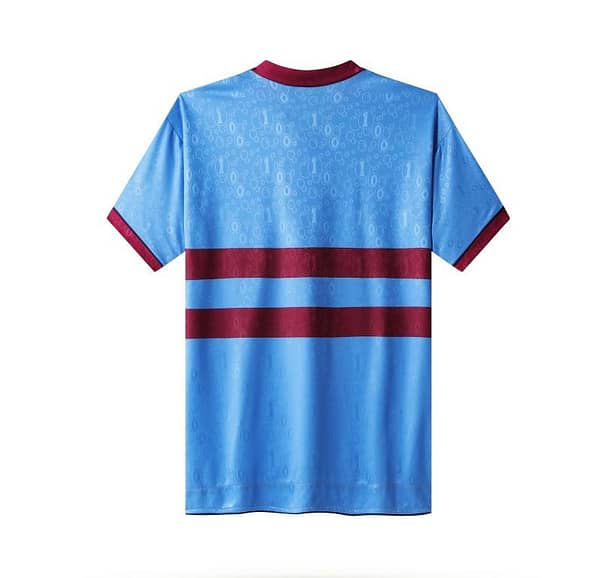 Retro 95/97 West Ham United Away Blue Jersey - Image 10