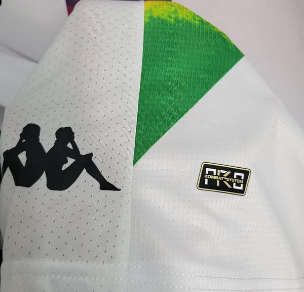 Retro 21-22 Vasco Da Gama Special Edition White Jersey - Image 7