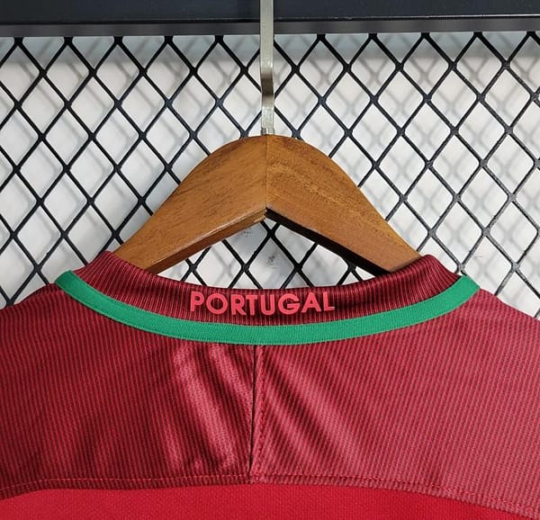 Retro 2016  Portugal Home Long Sleeve Jersey - Image 11