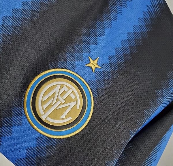 Retro 10/11 Inter Milan Home Long Sleeve Jersey - Image 10