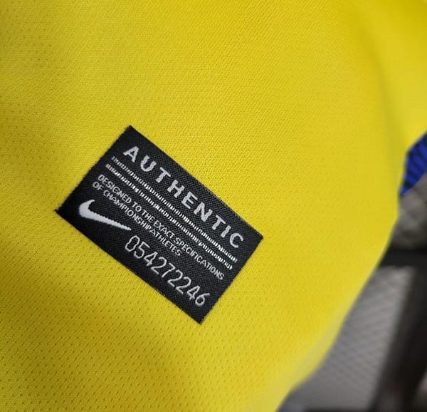 Retro 14-15 Corinthians Goalkeeper Yellow Jersey - Image 2
