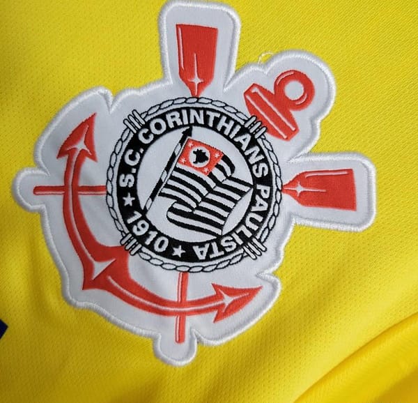 Retro 14-15 Corinthians Goalkeeper Yellow Jersey - Image 5