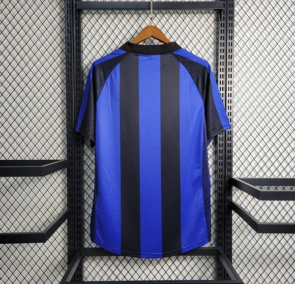 Retro 01-02 Inter Milan Home Jersey - Image 2