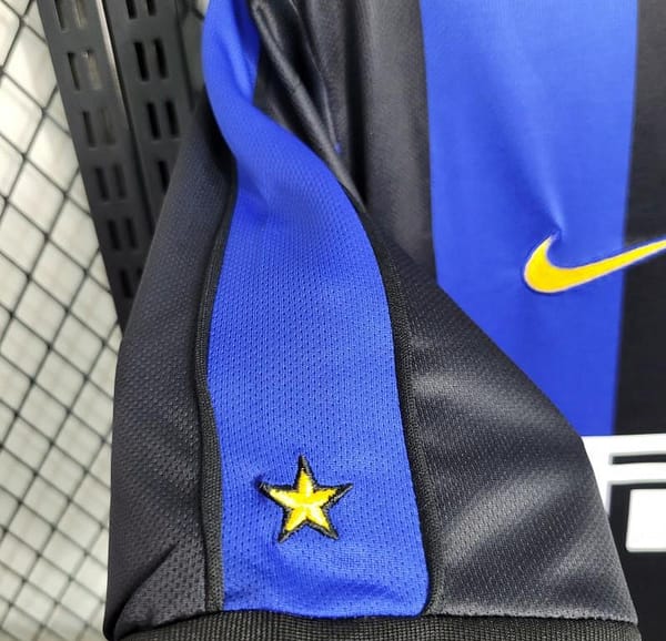 Retro 99-00 Inter Milan Home Jersey - Image 6