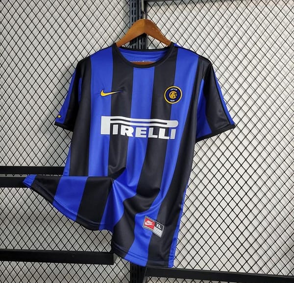Retro 99-00 Inter Milan Home Jersey - Image 8