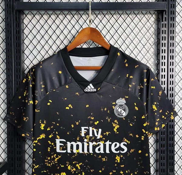 Retro 20-21 Real Madrid Special Edition Black Gold Jersey - Image 5