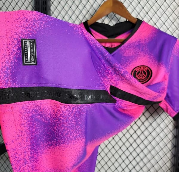 Retro 20/21 PSG 4th Pink Jersey - Image 3