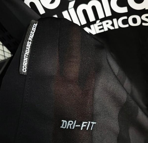 Retro 10/11 Corinthians Away Black Jersey - Image 8