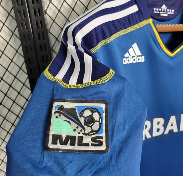 Retro 11-12 La Galaxy Blue Jersey - Image 12