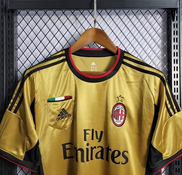 Retro 2013/14 Season AC Milan Third Golden Jersey - Image 7