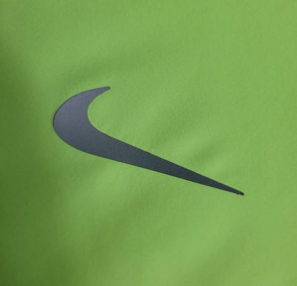 2023 Nike Outdoor Green Sports Sunscreen Jacket - Image 6
