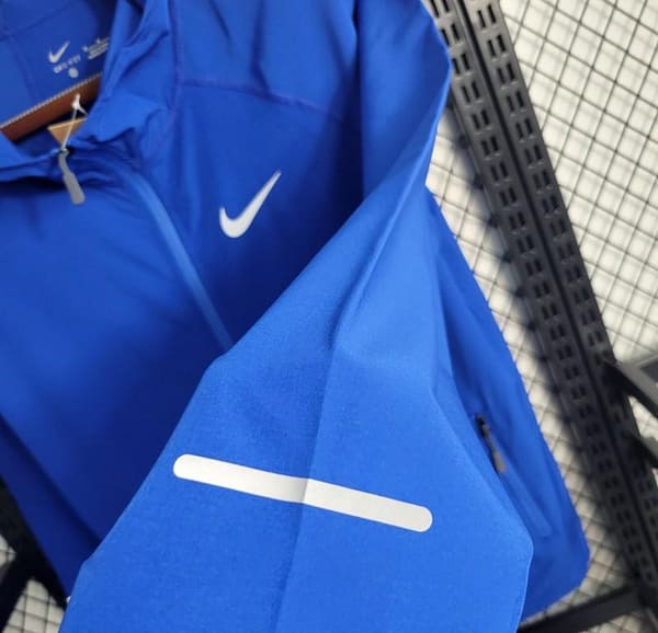 2023 Nike Blue Outdoor Sports Sunscreen Jacket - Image 7