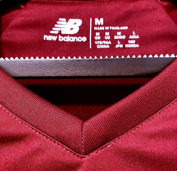 Retro 21/22 AS Roma Home Jersey - Image 7