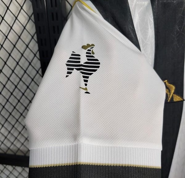 Retro 2020 Atletico Mineiro Home Jersey - Image 2