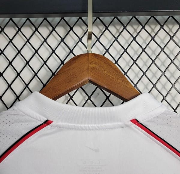 Retro 01/02 Flamengo Away White Jersey - Image 7