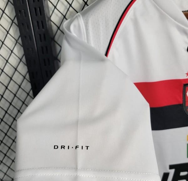 Retro 01/02 Flamengo Away White Jersey - Image 11