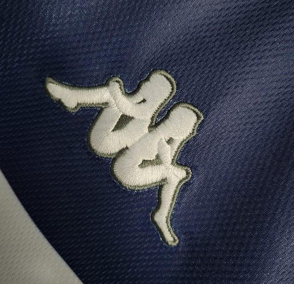 Retro 1997-98 Manchester City Away Jersey - Image 4